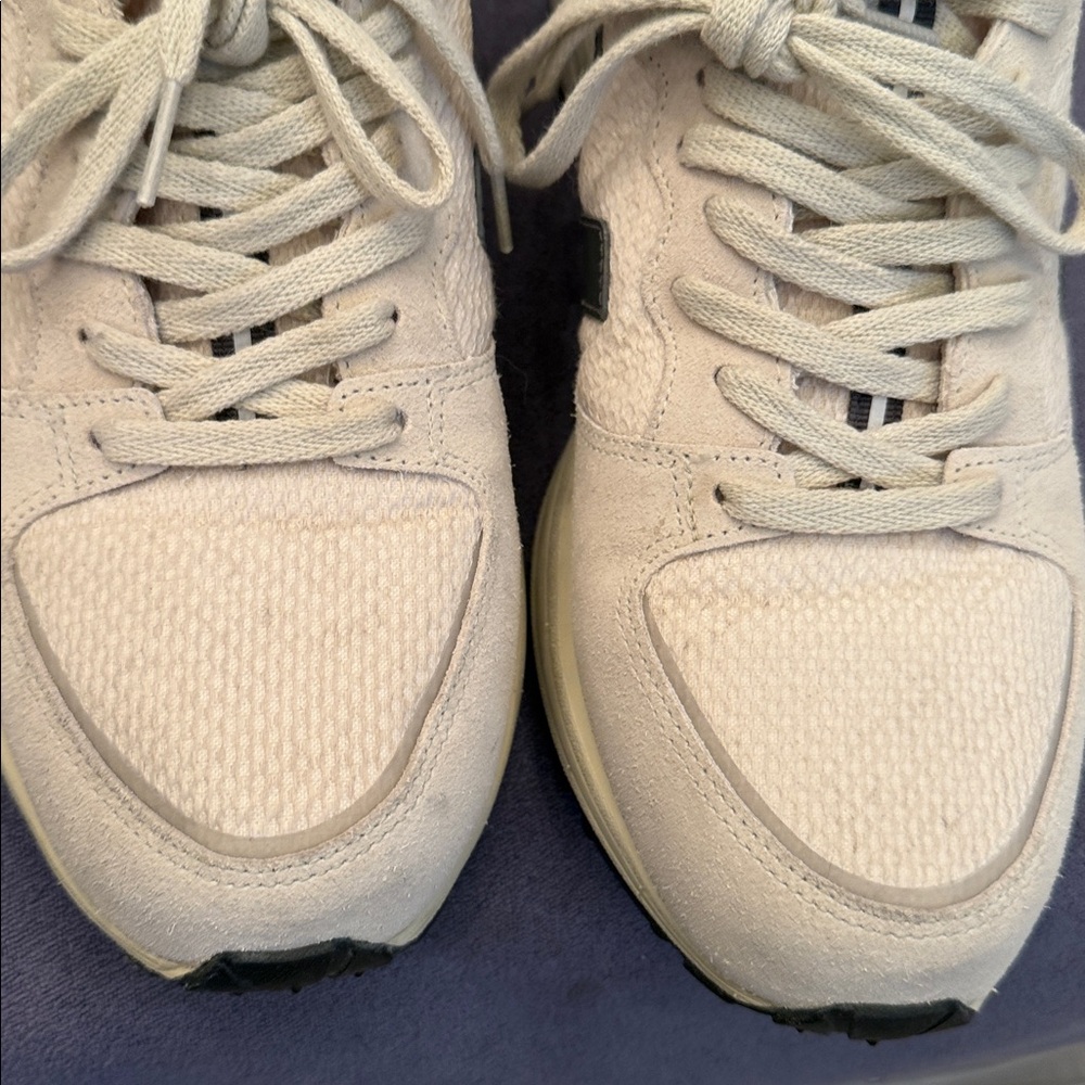 Veja Cream and Black Athletic Shoes - Picture 4 of 6